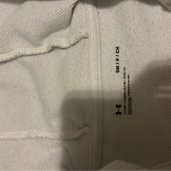 Cropped Loose Under Armour White Hoodie Size Small - Picture 2 of 2